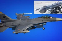 Máy bay chiến đấu F-16 và thiết bị tác chiến điện tử Angry Kitten. Ảnh: MW.