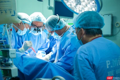 Đào tạo bác sĩ không thể chỉ dựa vào bài giảng