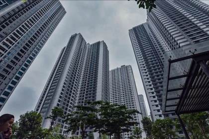 Theo quy định, việc gắn mã định danh điện tử cho nhà ở thuộc các dự án phát triển nhà ở, đồng thời với thời điểm ban hành văn bản thông báo nhà ở đủ điều kiện bán, đối với nhà ở hình thành trong tương lai. Ảnh minh họa. 