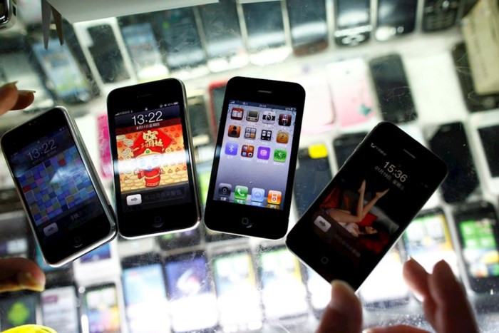 Một người Trung Quốc bị bắt vì bán iPhone giả mạo tại Mỹ - Ảnh 1