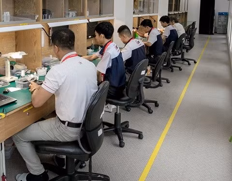 Canon ra mắt trung tâm sửa chữa và bảo hành chính hãng 2 triệu USD - Ảnh 1