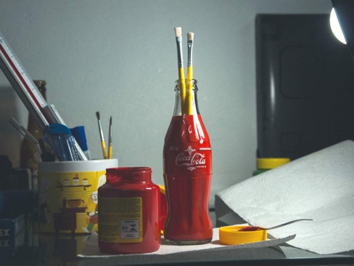 Bạn có biết tại sao nhãn hiệu Coca-Cola lại có màu đỏ? - Ảnh 2