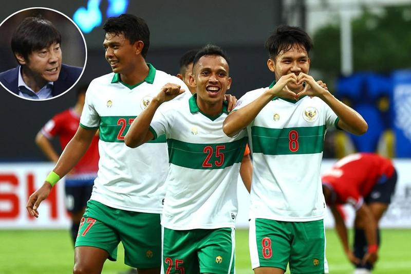 Báo chí Indonesia viết rằng thầy Shin đã tính cả thời điểm ghi bàn thắng nâng tỷ số 4-1 để Việt Nam bất ngờ và không còn thời gian để ghi bàn vào lưới Campuchia. Ảnh PLO. Báo chí Indonesia viết rằng thầy Shin đã tính cả thời điểm ghi bàn thắng nâng tỷ số 4-1 để Việt Nam bất ngờ và không còn thời gian để ghi bàn vào lưới Campuchia. Ảnh PLO.
