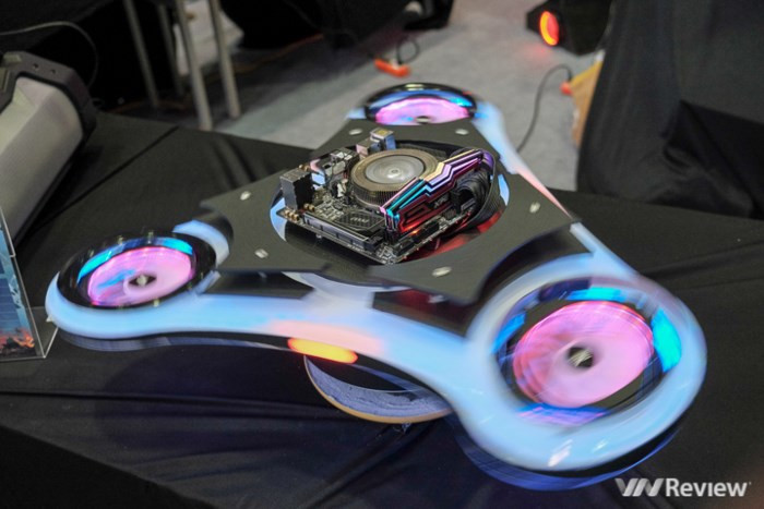 Chiêm ngưỡng máy tính hình rồng, spinner... do dân chơi Việt tự chế - Ảnh 9