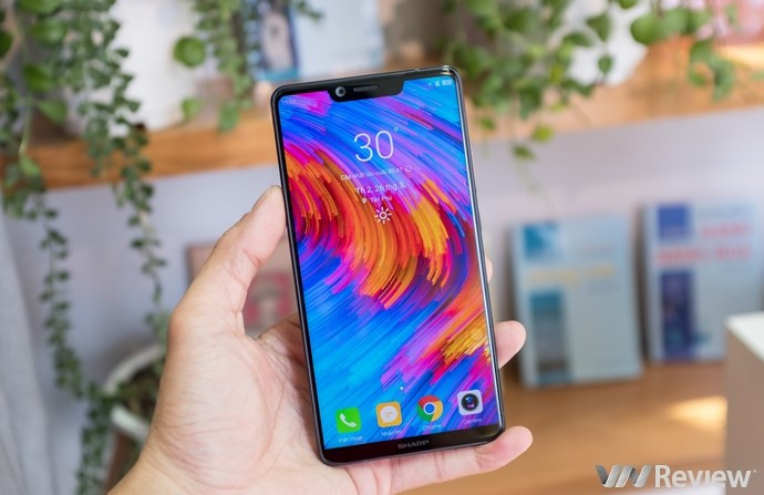 Sharp Aquos S3 chính thức ra mắt tại Việt Nam: Thiết kế tai thỏ, giá 9 triệu đồng - Ảnh 2