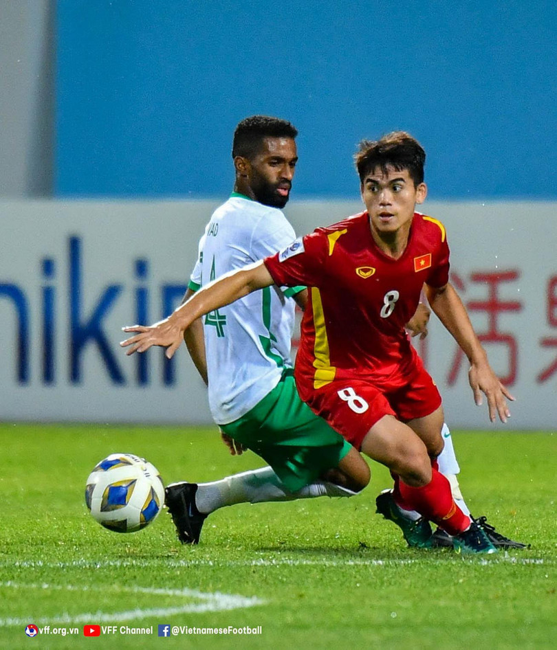 Trước đối thủ quá mạnh như U23 Saudi Arabia nhưng tinh thần của các cầu thủ trẻ Việt Nam vẫn rất kiên cường suốt 90 phút thi đấu. Ảnh VFF