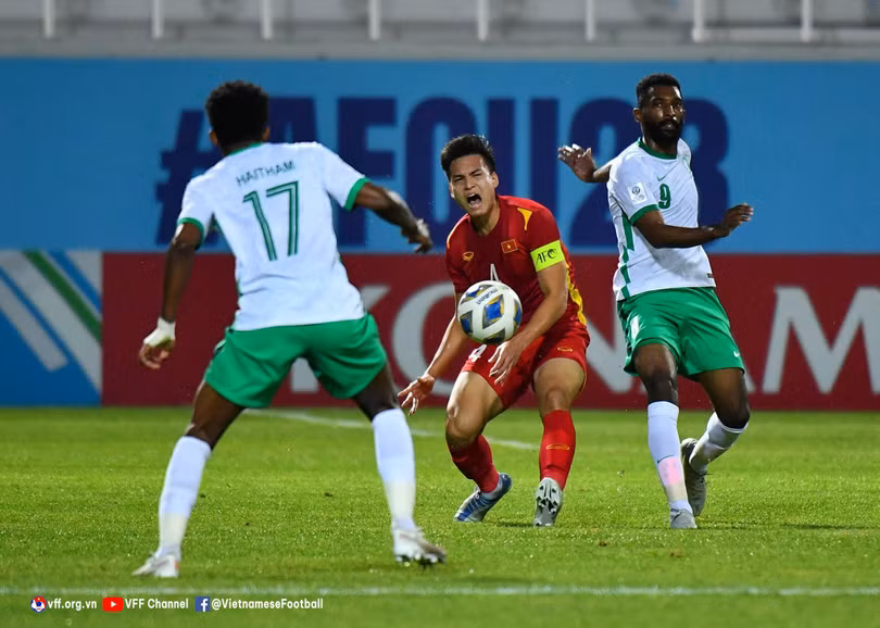 Cầu thủ U23 Saudi Arabia có thể hình, thể lực vượt trội. Ảnh VFF