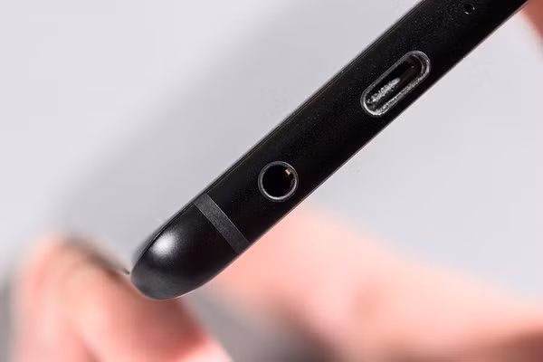 Không cần chi 1000USD vẫn có thể có smartphone tuyệt vời này - Ảnh 2