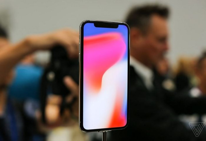 Apple sẽ xóa sổ thiết kế 'tai thỏ' kể từ đời iPhone 2019? - Ảnh 1