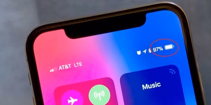 Xem % pin trên iPhone X ở đâu? - Ảnh 1