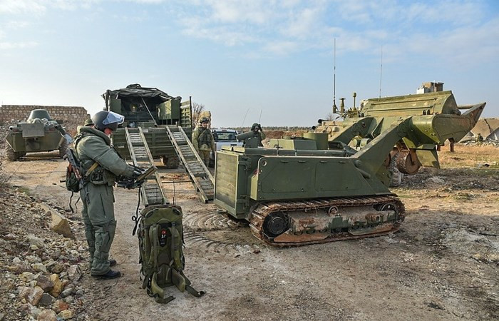 Nga phát triển robot chiến đấu vô tiền khoáng hậu - Ảnh 1