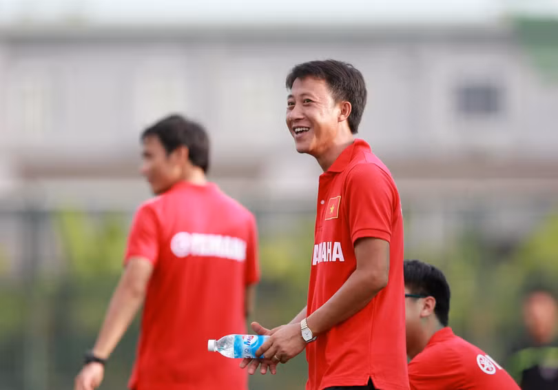41 tuổi, Thành Công trở thành HLV trẻ nhất V-League (ảnh Bongdaso)