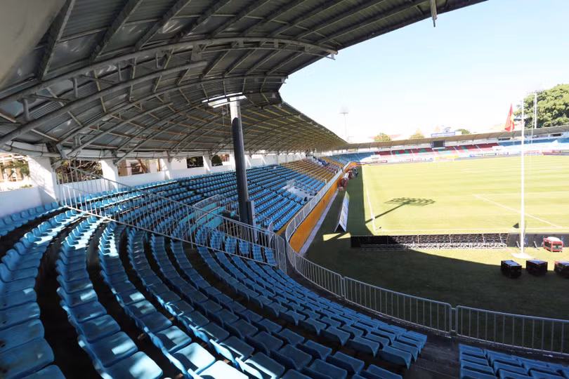 Sân Pleiku sẽ không được đón khán giả trận đấu với Hà Tĩnh. Ảnh HAGLFC