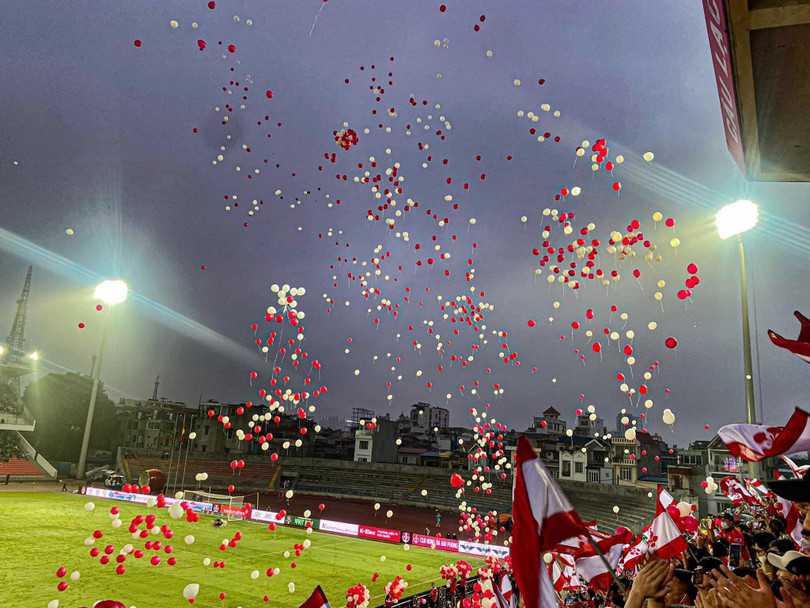 Niềm vui của cổ động viên Hải Phòng. Ảnh HP Niềm vui của cổ động viên Hải Phòng. Ảnh HP