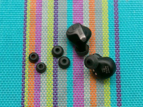 Khám phá những tai nghe không dây cực chất - Ảnh 1