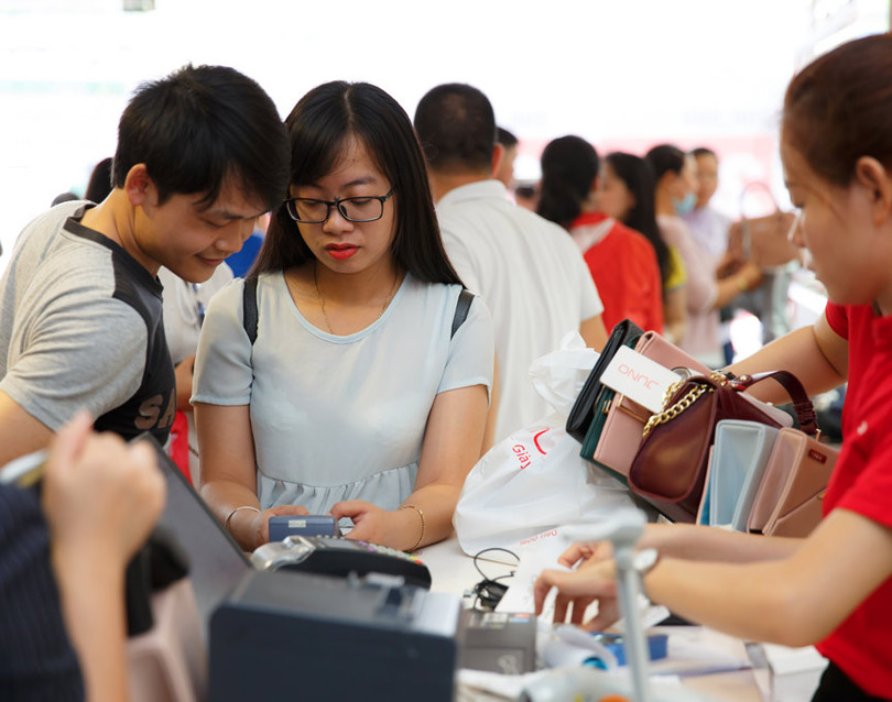 Chi phí trên mỗi lần mua của Juno giảm 50%.