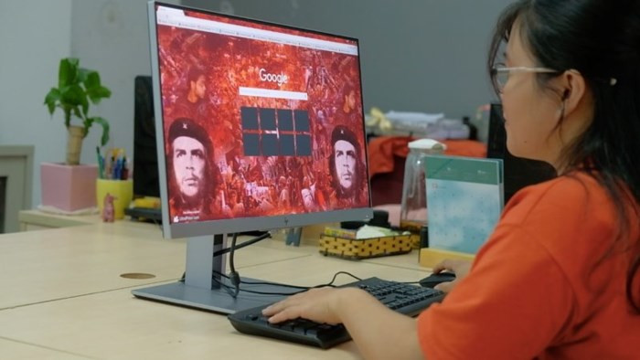 Màn hình HP EliteDisplay E233: Cho văn phòng hiện đại - Ảnh 1