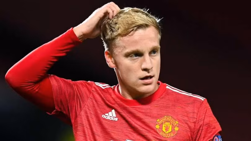 Van de Beek chính thức gia nhập Everton dưới dạng cho mượn đến cuối mùa. Ảnh MU