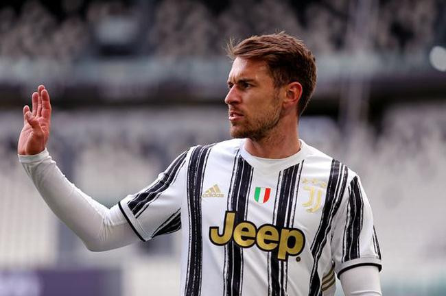 Aaron Ramsey cũng chia tay Juve để gia nhập Rangers, CLB Scotland còn có lựa chọn mua đứt Ramsey trong thỏa thuận với Bianconeri. Ảnh Juve