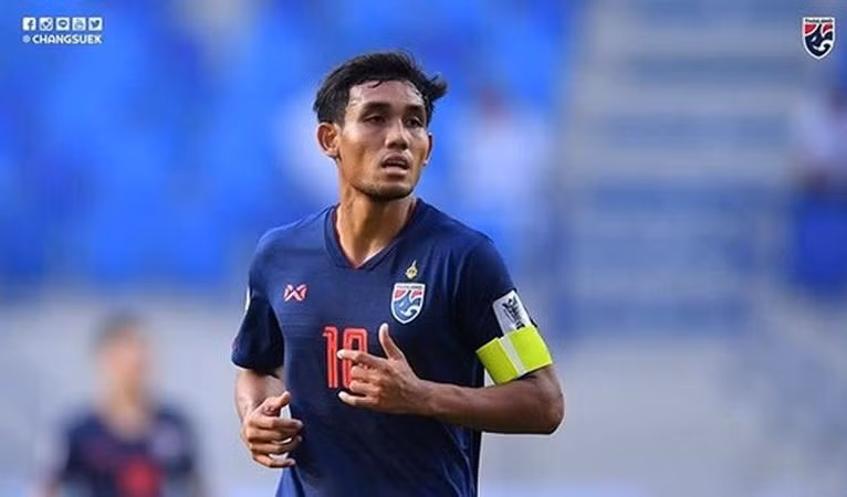 Dangda đang có cú đụp bàn thắng tại AFF Cup 2021. Ảnh FAT.