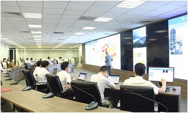 Trung tâm công nghệ phòng chống covid-19 quốc gia. Ảnh Mic.