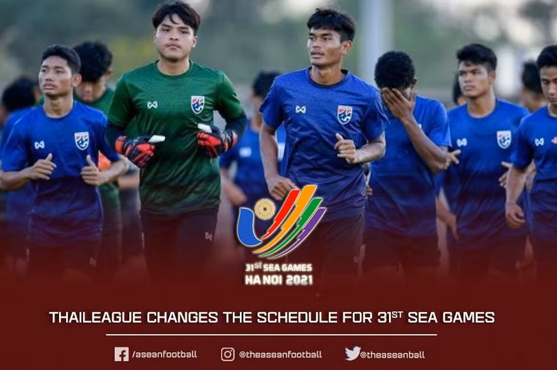 HLV Polking lên danh sách đăng ký 50 cầu thủ cho SEA Games 31. Ảnh FAT