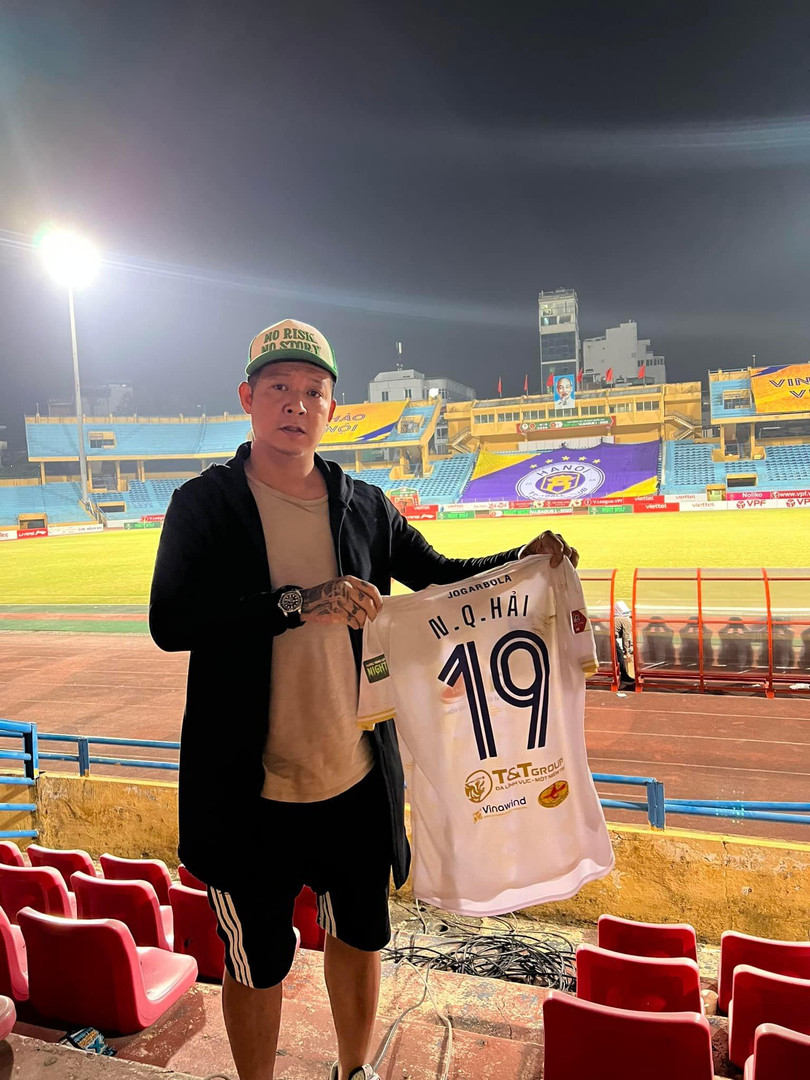 Người đại diện Nguyễn Đắc Văn chia sẻ “Chốt hạ việc của Hải con (Nguyễn Quang Hải)”. Ảnh ĐV.