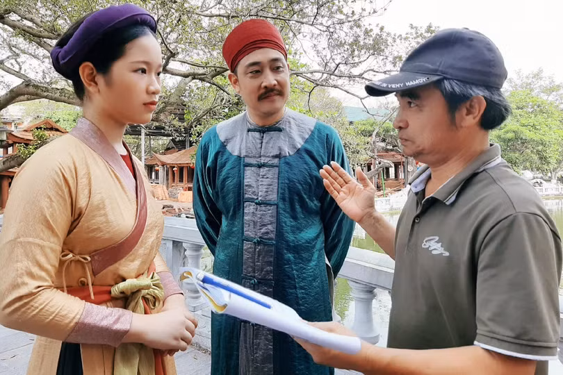 Đạo diễn Nguyễn Văn Đức và các diễn viên phim