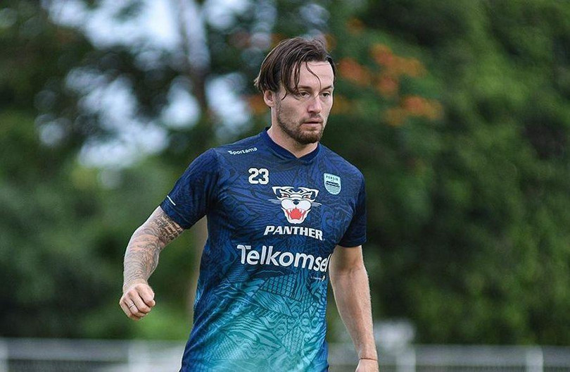 Cầu thủ nhập tịch người Hà Lan 29 tuổi Marc Klok . Ảnh AP