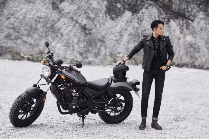 Ngắm 'lãng tử' Honda Rebel 300 bụi bặm đầy cuốn hút - Ảnh 5