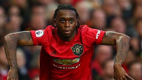 Hậu vệ phải Wan-Bissaka đã mất vị trí chính thức vào tay Dalot. Ảnh AP
