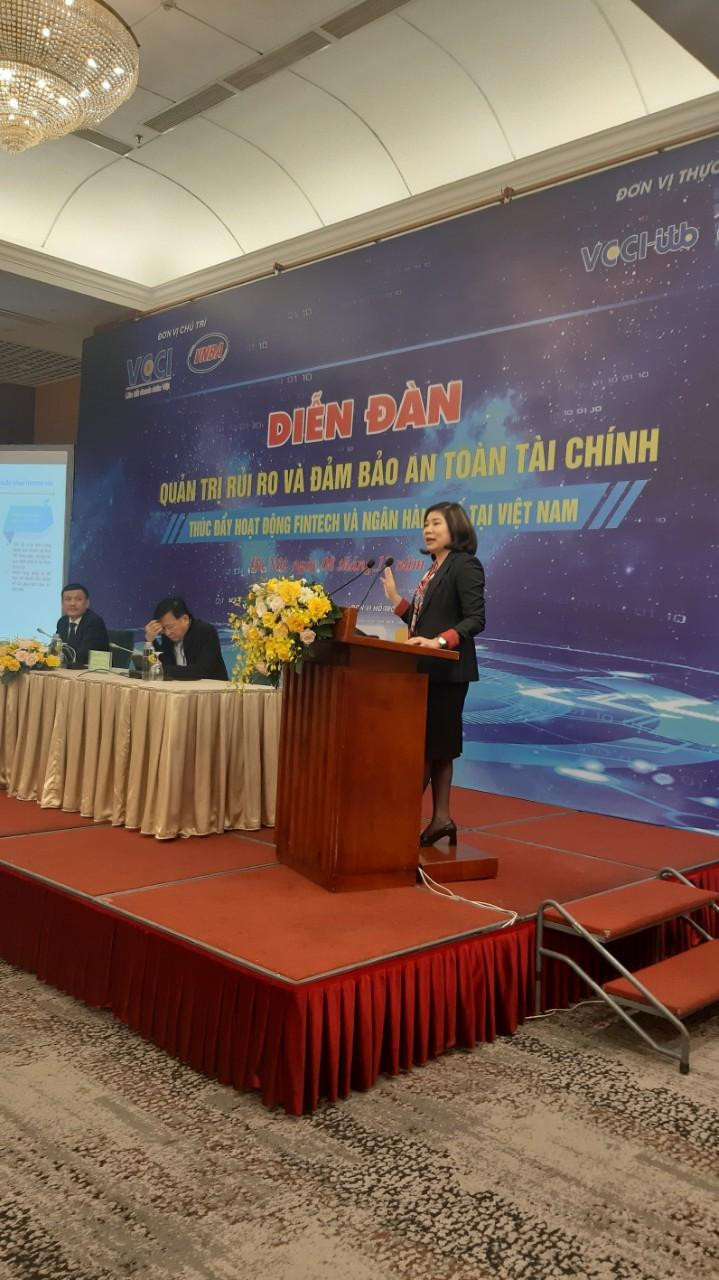 Bà Nguyễn Thị Nga phát biểu tại Diễn đàn Bà Nguyễn Thị Nga phát biểu tại Diễn đàn