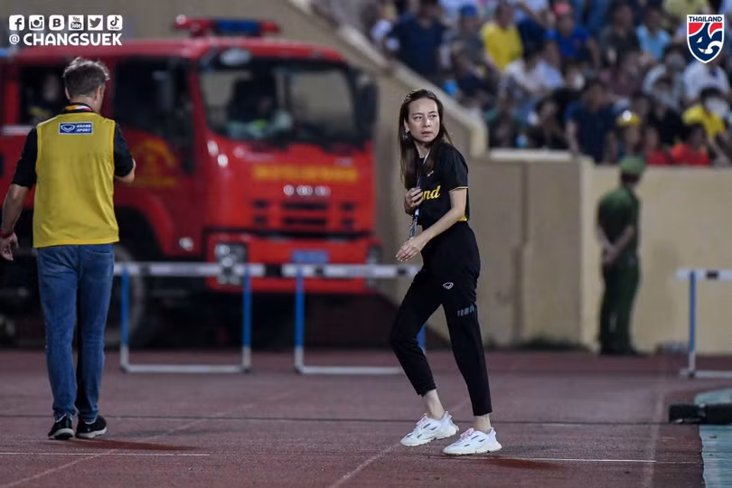 Người đàn bà quyền lực của bóng đá Thái Lan. Ảnh FAT
