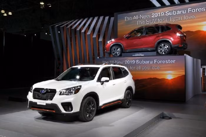 Subaru Forester 2018 lộ diện với 'mắt thần' EyeSight - Ảnh 3