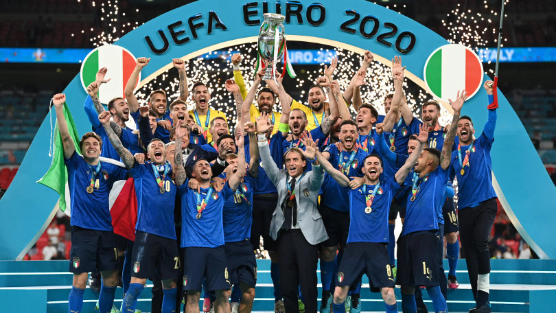 Xin chúc mừng ĐT Italia. Ảnh UEFA. 