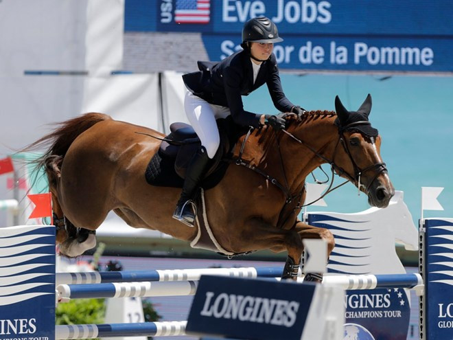 Con gái 19 tuổi xinh đẹp và tài giỏi của Steve Jobs - Ảnh 7