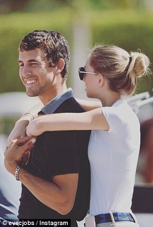 Con gái 19 tuổi xinh đẹp và tài giỏi của Steve Jobs - Ảnh 12