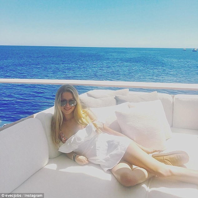 Con gái 19 tuổi xinh đẹp và tài giỏi của Steve Jobs - Ảnh 3