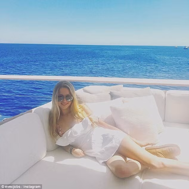 Con gái 19 tuổi xinh đẹp và tài giỏi của Steve Jobs - Ảnh 3