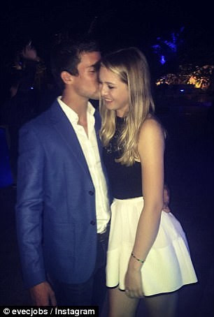 Con gái 19 tuổi xinh đẹp và tài giỏi của Steve Jobs - Ảnh 13