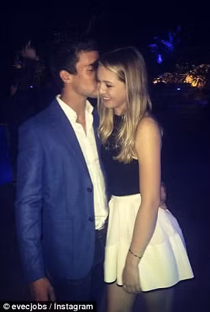 Con gái 19 tuổi xinh đẹp và tài giỏi của Steve Jobs - Ảnh 13