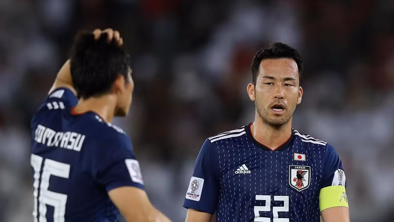 Dù đá sơ đồ 3 hay 4 hậu vệ thì Yoshida vẫn là sự lựa chọn số 1 nơi hàng phòng ngự của HLV Moriyasu Hajime. Ảnh CNN Dù đá sơ đồ 3 hay 4 hậu vệ thì Yoshida vẫn là sự lựa chọn số 1 nơi hàng phòng ngự của HLV Moriyasu Hajime. Ảnh CNN