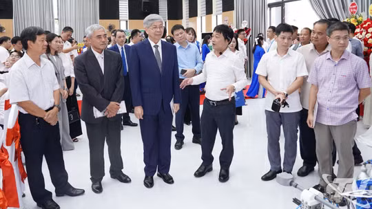 Samsung, VinFast, Viettel, Foxconn chọn trường đại học làm "cứ điểm" đào tạo nhân lực