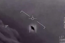 Mỹ công bố báo cáo về UFO