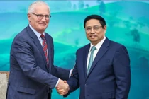 Thủ tướng Phạm Minh Chính tiếp ông John Neffeur, Chủ tịch Hiệp hội Công nghiệp bán dẫn Hoa Kỳ - Ảnh: VGP/Nhật Bắc