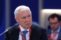 Anatoly Aksakov, Chủ tịch Ủy ban Chính sách Kinh tế của Duma Quốc gia, tham dự phiên họp của Diễn đàn Kinh tế Quốc tế St.Petersburg (SPIEF) ngày 16/6/ 2022 (Ảnh: Reuters)