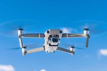Máy bay không người lái DJI Mavic 2 chuyên nghiệp của DJI. Ảnh Interesting Engineering