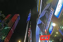 Các chủ đầu tư gia nhập thị trường BĐS bán lẻ ở Việt Nam cần phải thích ứng để không bị đào thải trong thị trường đầy tiềm năng nhưng cạnh tranh khốc liệt này