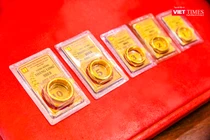 Giá vàng hôm nay 4/8 có tín hiệu “hạ nhiệt”, giá bitcoin tiếp tục giảm