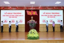  Lãnh đạo tỉnh Thanh Hóa thực hiện nghi thức khai trương